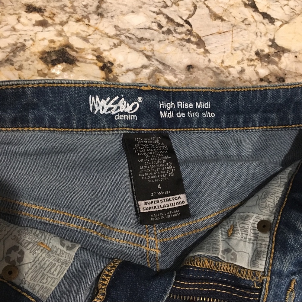 High Rise Mid Short